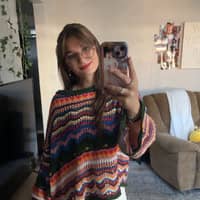 Sitter Profile Image: Abigail F.