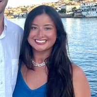 Sitter Profile Image: Olivia H.