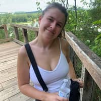 Sitter Profile Image: Haley N.