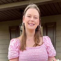 Sitter Profile Image: Courtney T.