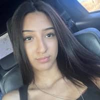 Sitter Profile Image: Isneyra V.