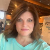 Sitter Profile Image: April S.