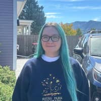 Sitter Profile Image: Mackenzie E.