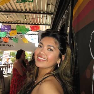 Sitter Profile Image: Rebeca C.