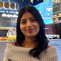 Sitter Profile Image: Emily L.