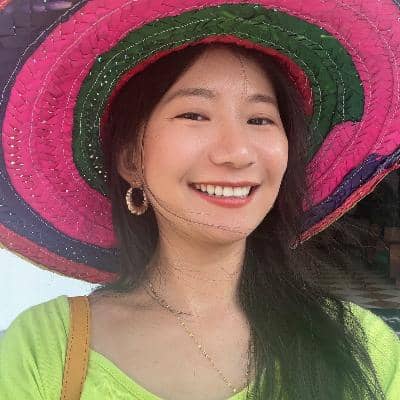 Sitter Profile Image: Yun W.
