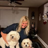 Sitter Profile Image: BONNIE B.