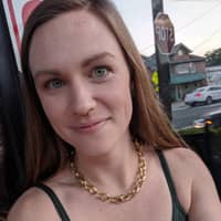 Sitter Profile Image: Alexina W.