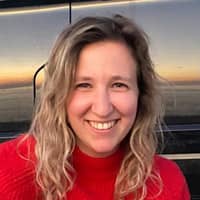 Sitter Profile Image: Ella M.