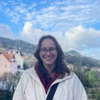 Sitter Profile Image: Marea ‎.