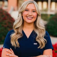 Sitter Profile Image: Abbee R.