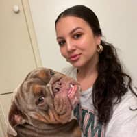 Sitter Profile Image: Leah T.