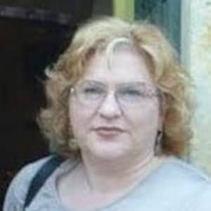 Leann R.