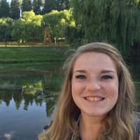 Sitter Profile Image: Elizabeth W.