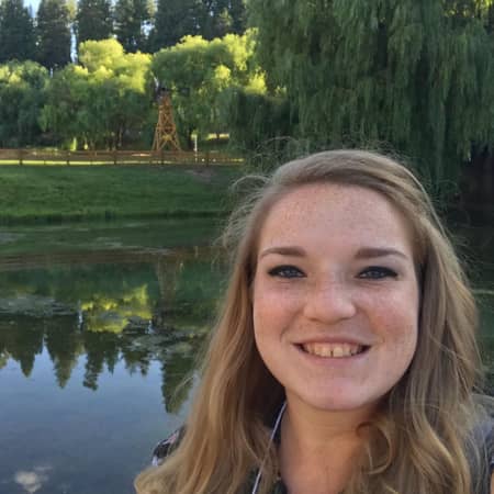 Sitter Profile Image: Elizabeth W.