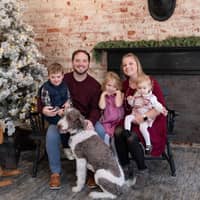 Sitter Profile Image: Sarah & Jared L.