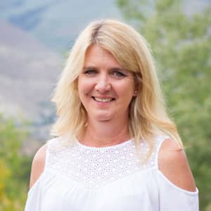 Debbie D.