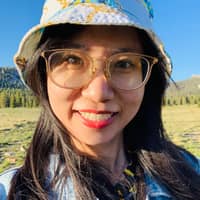 Sitter Profile Image: QIUYAN L.