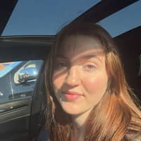 Sitter Profile Image: Madison K.