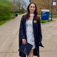 Sitter Profile Image: Abigail B.