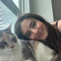 Sitter Profile Image: Nicolle E.