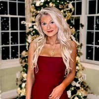 Sitter Profile Image: Victoria A.