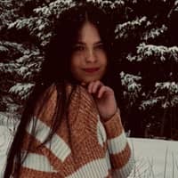 Sitter Profile Image: Mariana E.