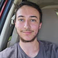 Sitter Profile Image: Damien W.