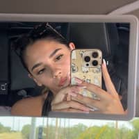 Sitter Profile Image: Bailey O.