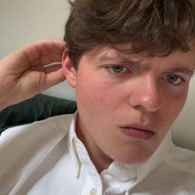Sitter Profile Image: Taylor P.