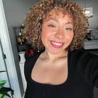 Sitter Profile Image: Sarah C.