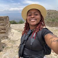 Sitter Profile Image: Temprince B.