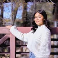 Sitter Profile Image: Ava C.