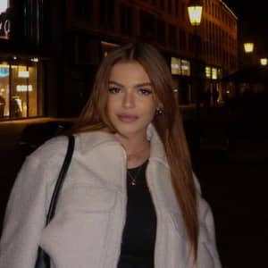 Sitter Profile Image: Luisa Julie D.