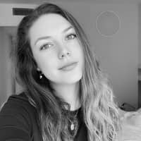 Photo de profil du pet sitter : Capucine B.
