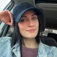 Sitter Profile Image: Tori L.