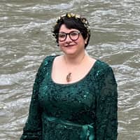 Sitter Profile Image: Lizette R.