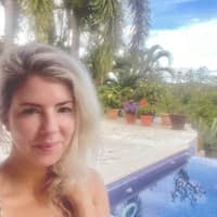 Sitter Profile Image: Alexandra B.