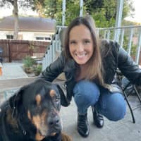 Sitter Profile Image: Lindsey I.