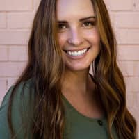 Sitter Profile Image: Erika T.