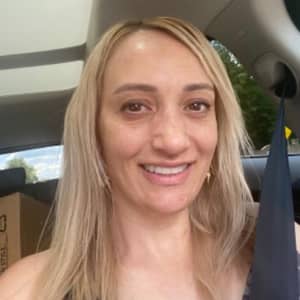 Sitter Profile Image: Christine R.