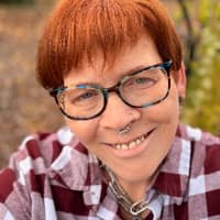 Sitter Profile Image: Hollie E.