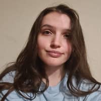 Sitter Profile Image: Paulina R.