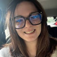 Sitter Profile Image: Amy J.