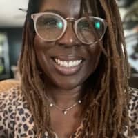 Sitter Profile Image: Samuelle S.