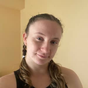 Sitter Profile Image: Zoey S.