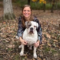 Sitter Profile Image: Leanne W.