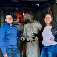 Sitter Profile Image: Jorden & Savannah F.