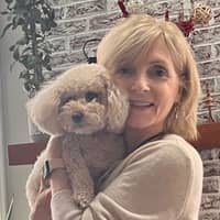 Sitter Profile Image: Mary W.