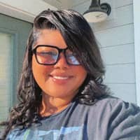 Sitter Profile Image: Desiree L.